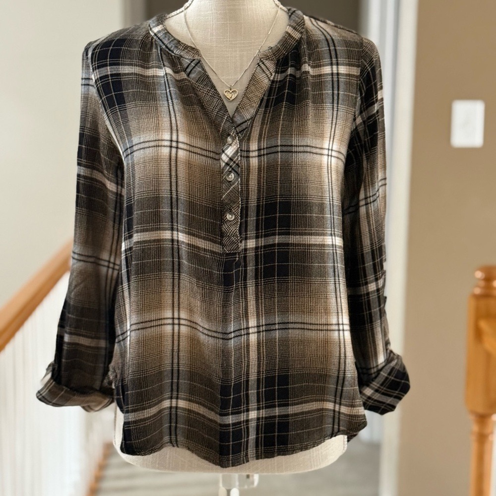 CATO Women's Brown Plaid Button Tab Sleeve Rayon Blouse Metallic Detail S